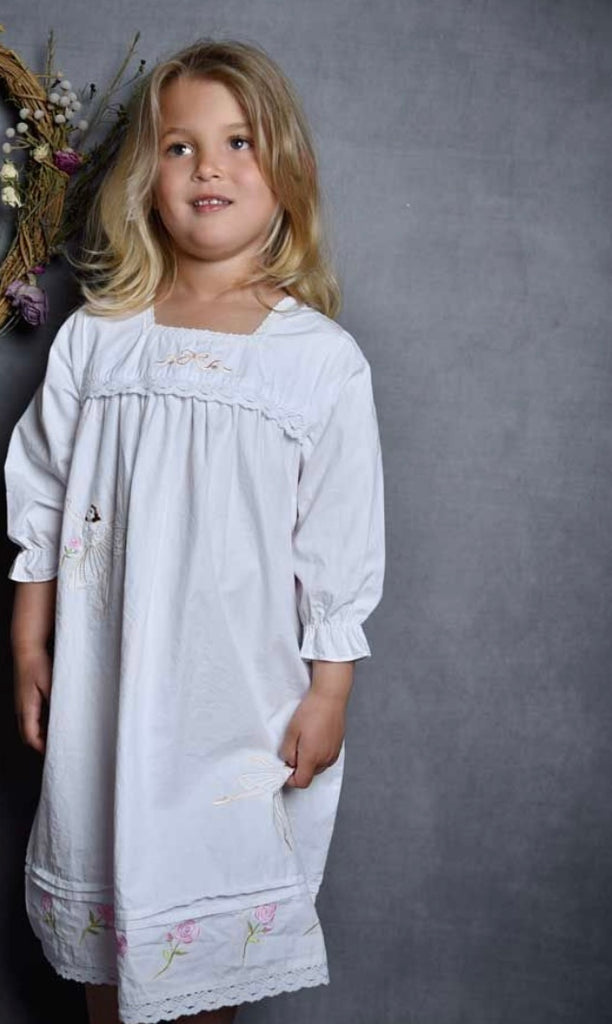 POWELL CRAFT~girls nightgown w ballet dancer 33