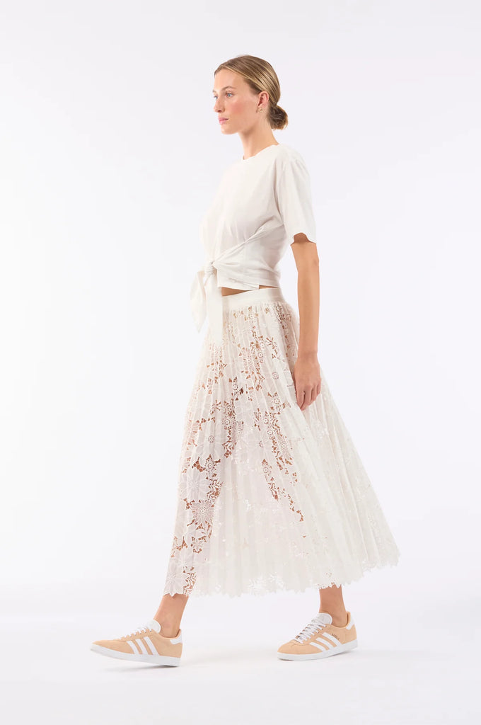 LE SUPERBE~ White sunflower lace skirt