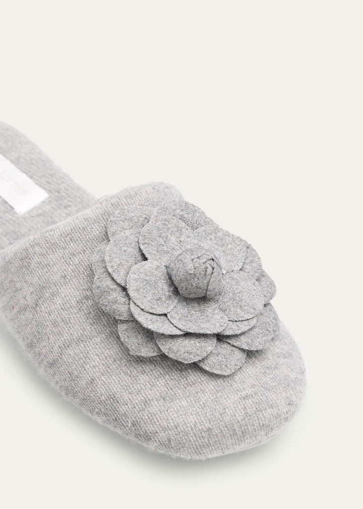 Arlotta ~ Cashmere Flower Slide