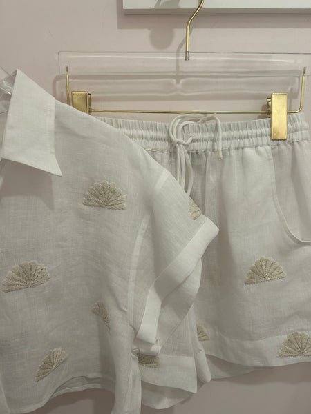 BENARAS~ Ivory 2 pc linen top and drawstring short w shell beading  #25257/24671