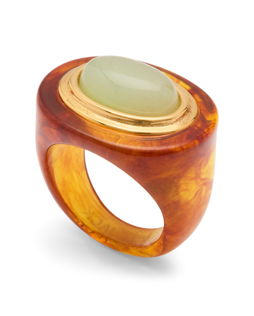 LUCAS JACK~ Chunky resin ring with large oval stone R131