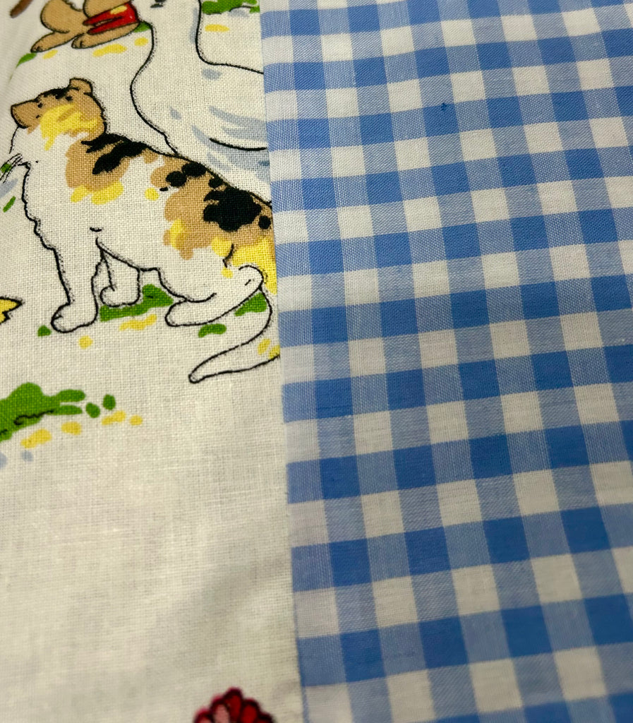 LORILYN CO~ Hooded towel w assorted print hood