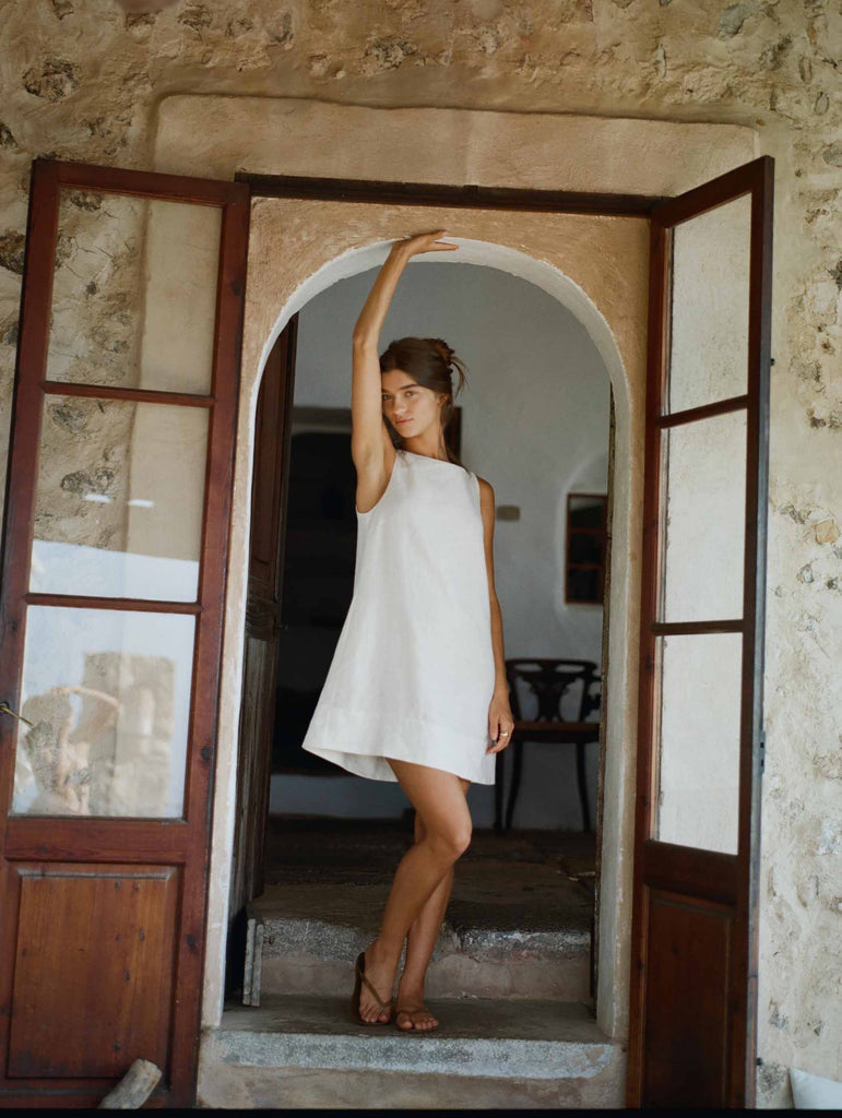 PEONY~ Embroidered mini keyhole dress