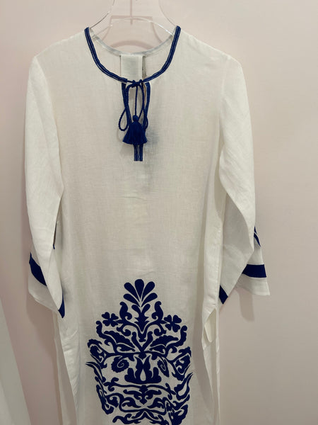 BENARAS~ White/Royal blue kaftan 24876