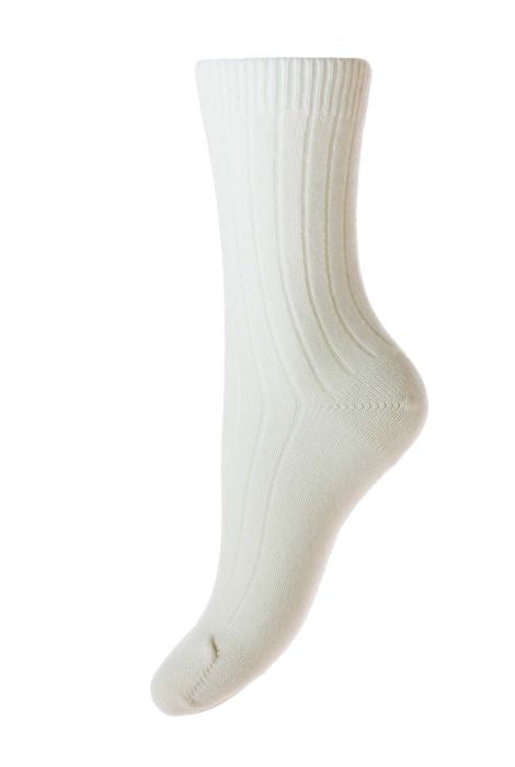 PANTHERELLA ~ Tabitha cashmere blend solid socks