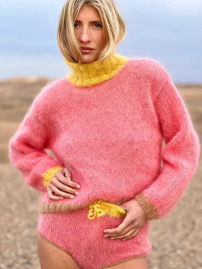 ROSE CARMINE~ Hi Neck color block sweater in 3 colors